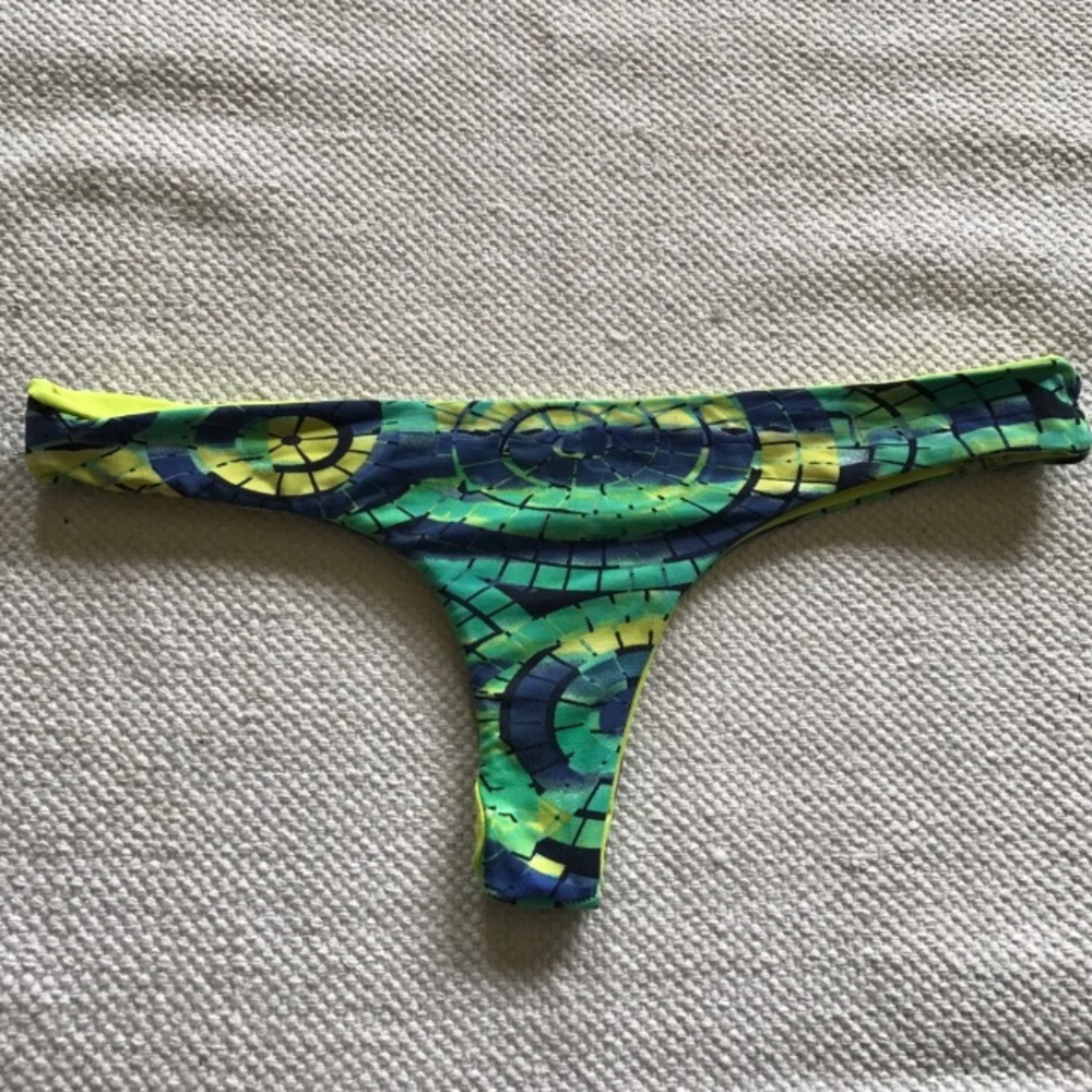 brazilian bikini bottoms size small